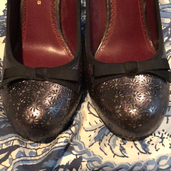 Marc by Marc Jacobs shoes - Picture 2 of 6